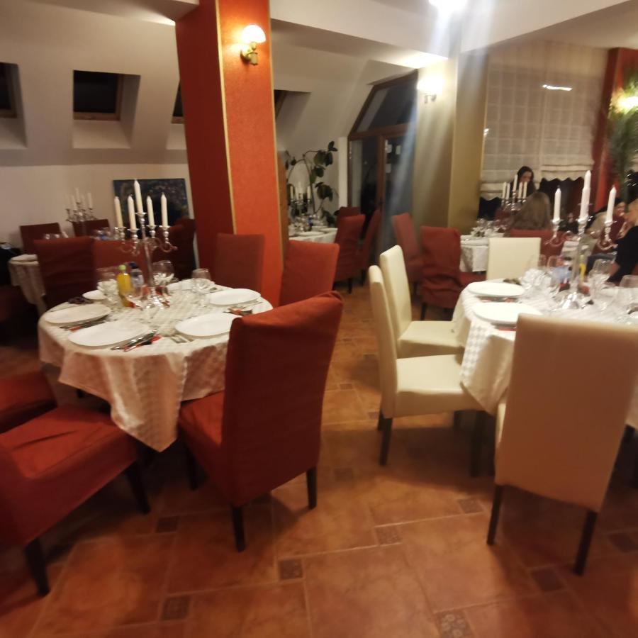 Pensiunea Rasnov Buitenkant foto