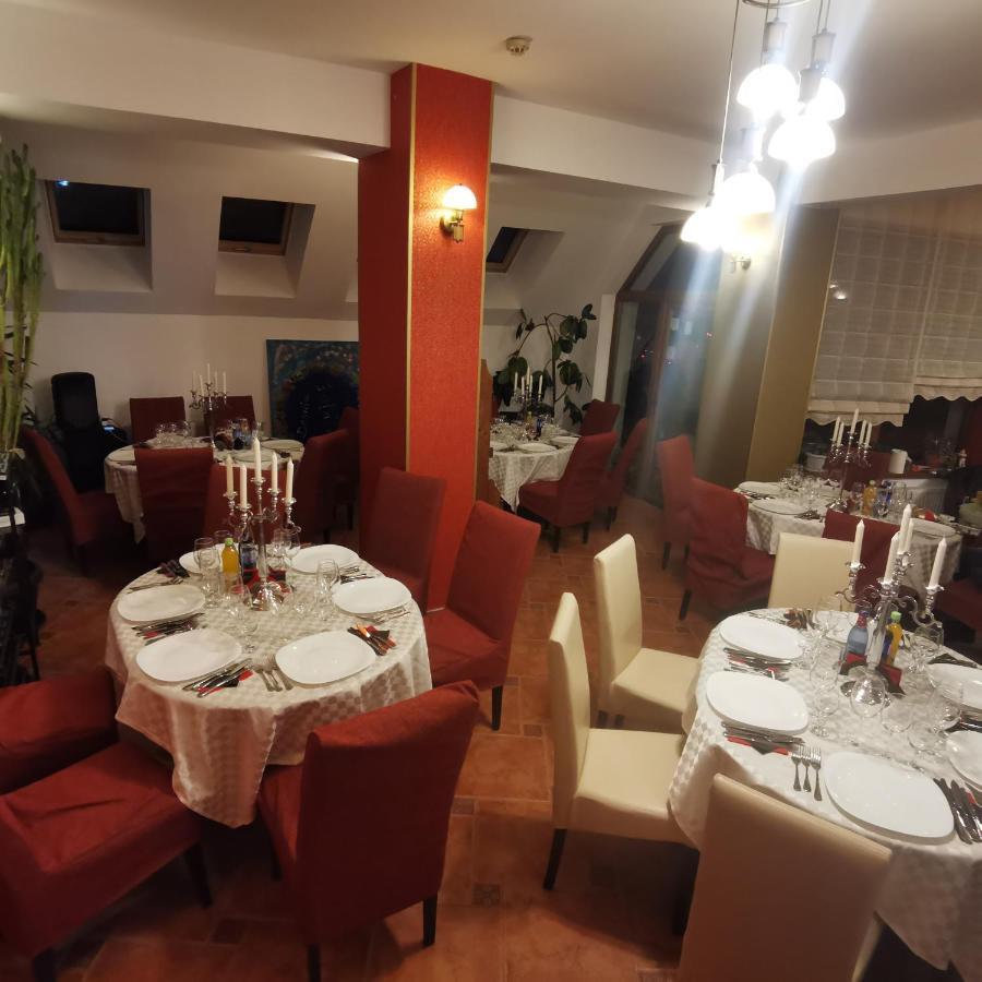 Pensiunea Rasnov Buitenkant foto