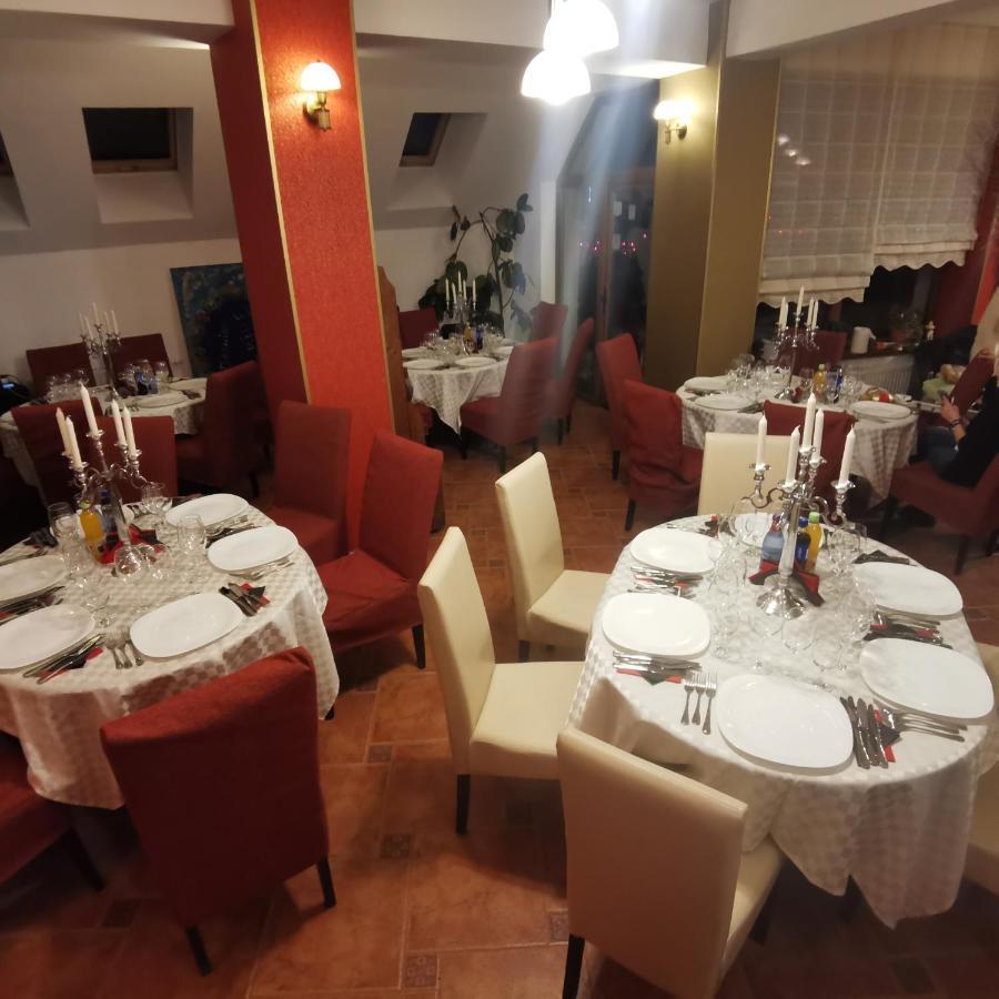 Pensiunea Rasnov Buitenkant foto